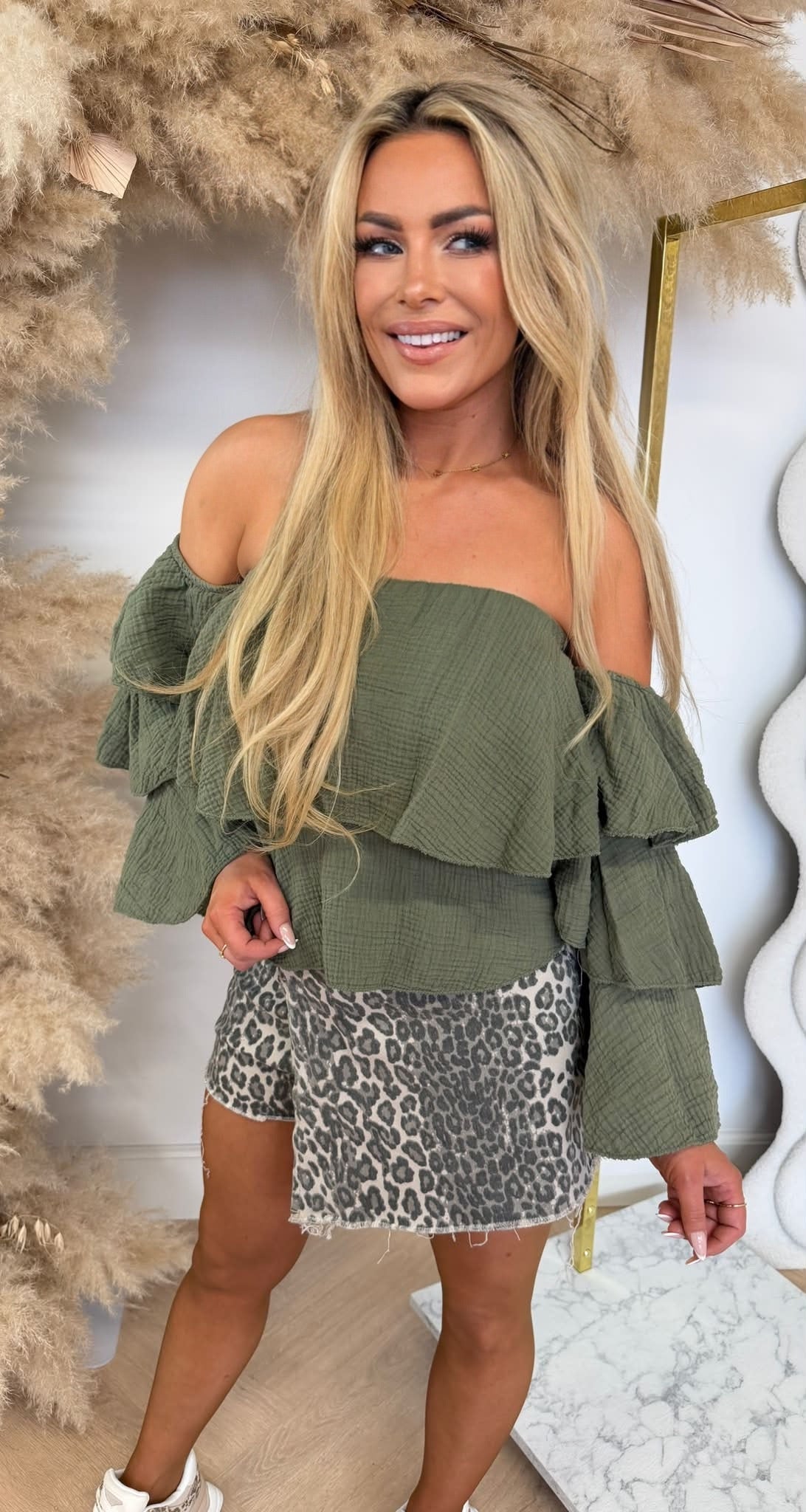 COTTON RUFFLE TOP ARMYGREEN