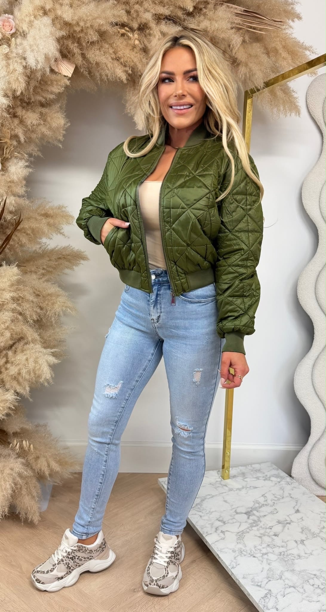 LIGHTWEIGHT JACKET 8683 ARMYGREEN