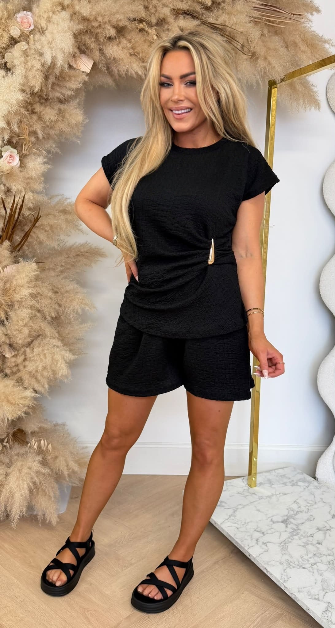 NOA GOLDEN SHORT SET BLACK