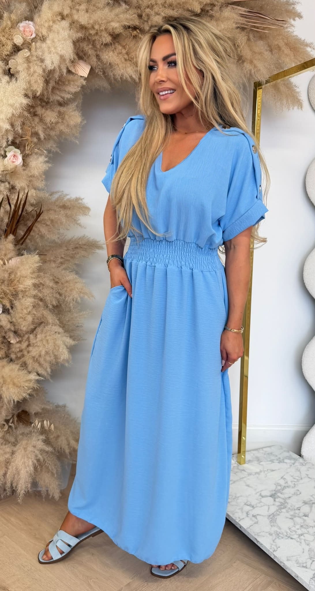 BUTTON POCKET DRESS BLUE