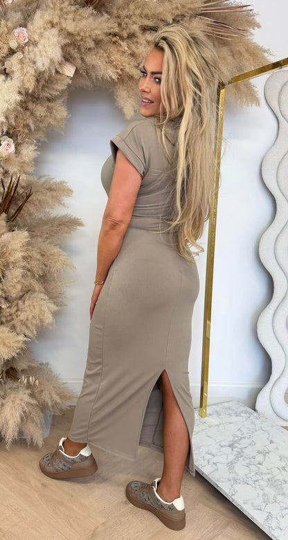 GOLDY RIB MAXI DRESS TAUPE