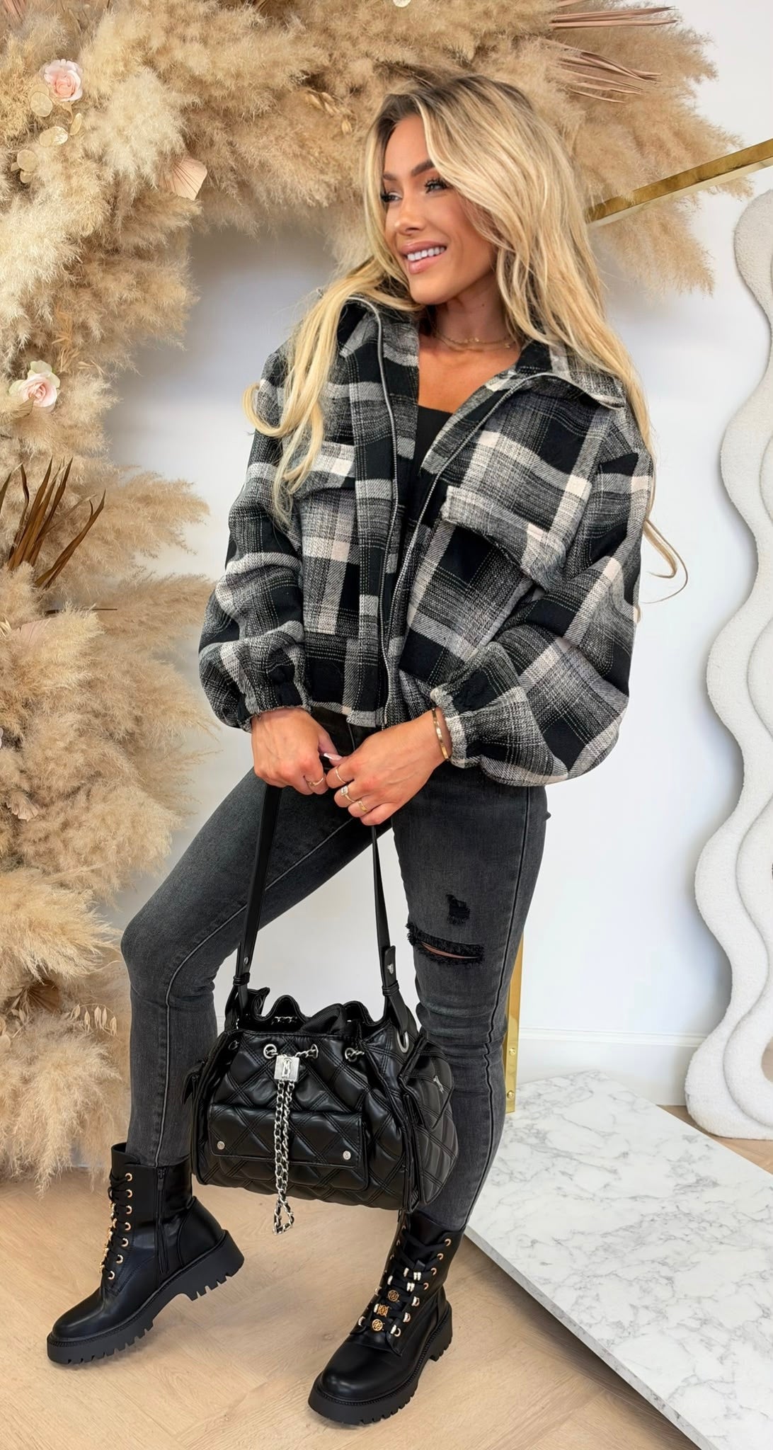 SHELLY RUIT POCKET JACK BLACK