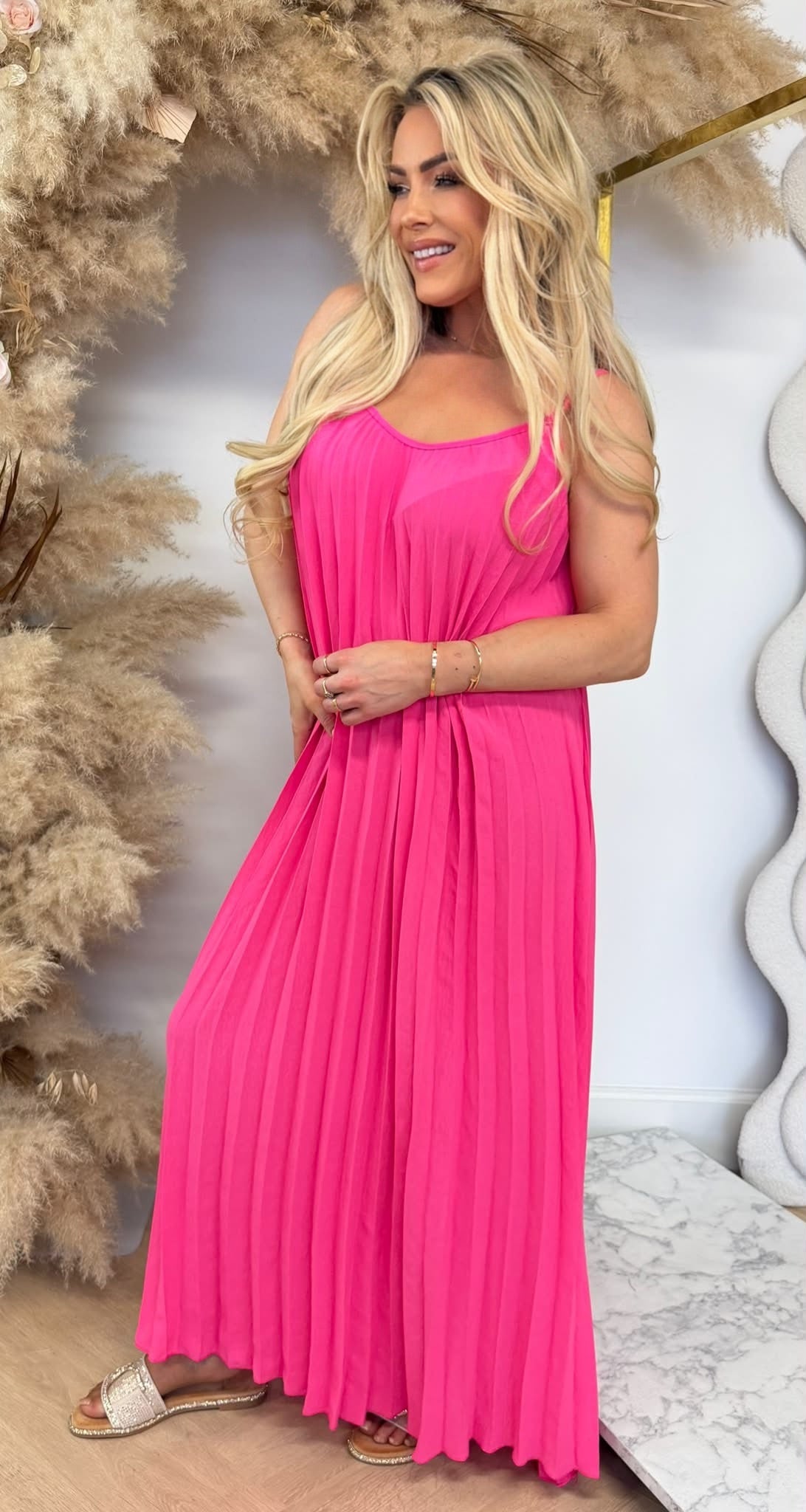 LEONIE PLISSE DRESS FUCHSIA