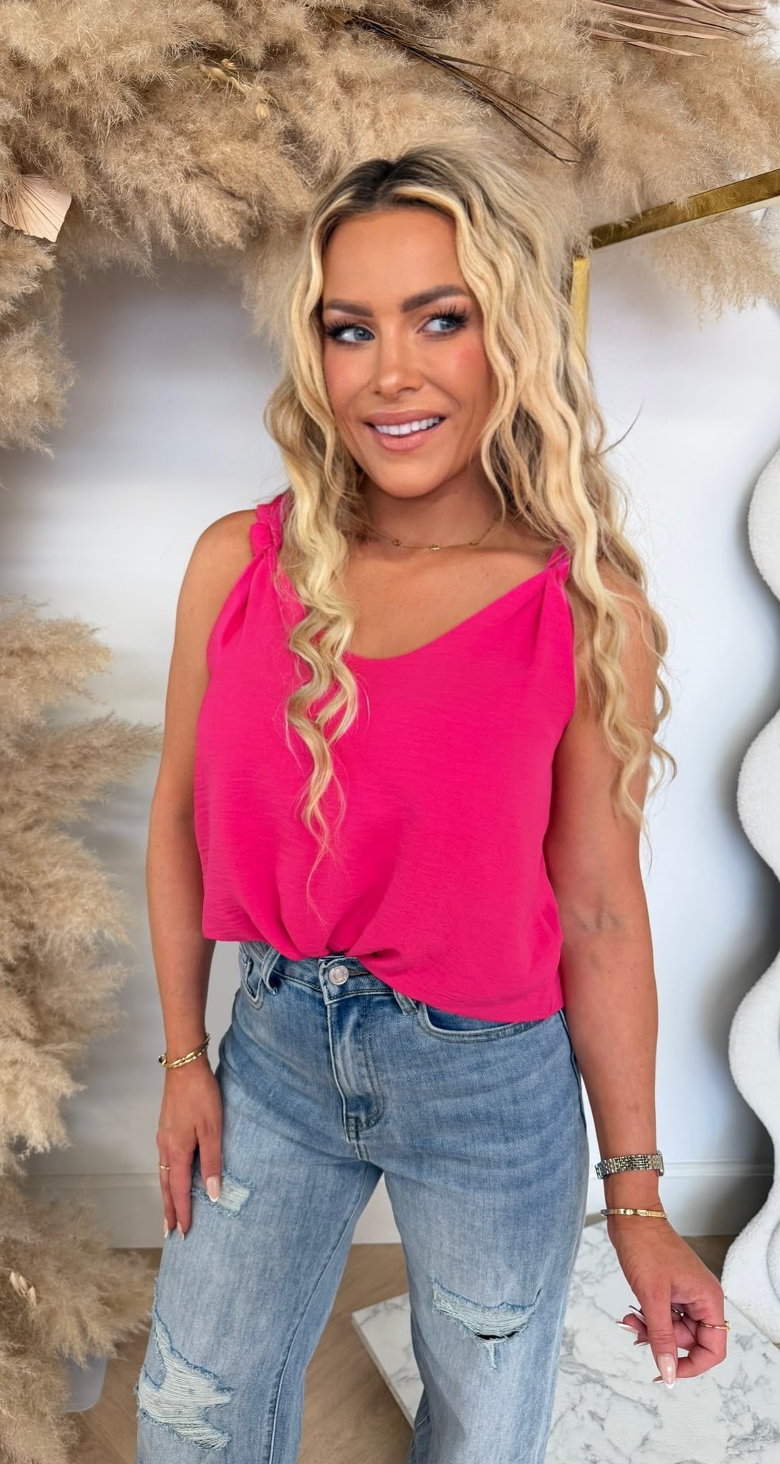 JAZZY KNOT TOP FUCHSIA