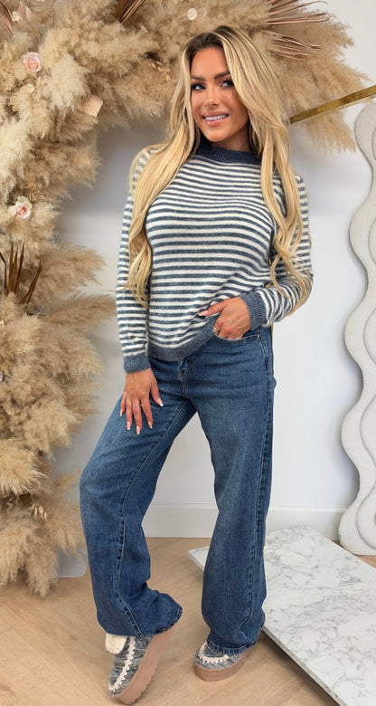 DAISY STRIPE SWEAT GREY