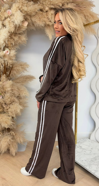 STRAIGHT LEG STRIPE VELVET SET 1021 CHOCO