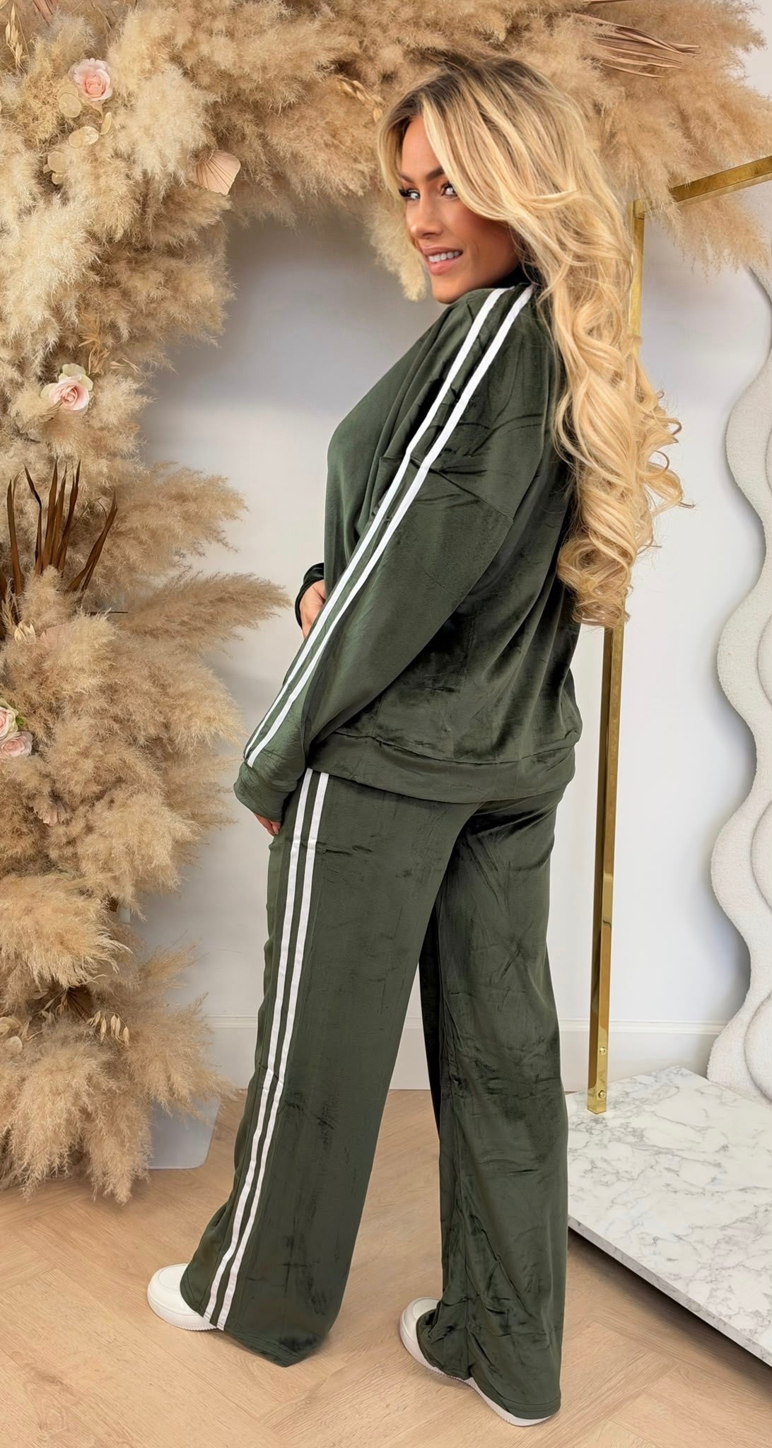 STRAIGHT LEG STRIPE VELVET SET 1021 ARMY