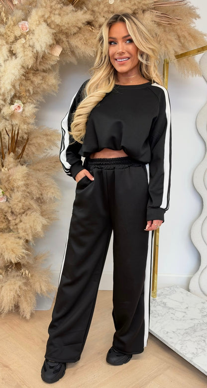 ADI STRIPE SET BLACK