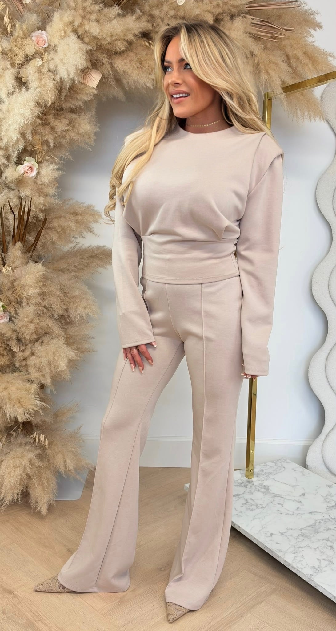 TYRA PADDED SHOULDER SET BEIGE
