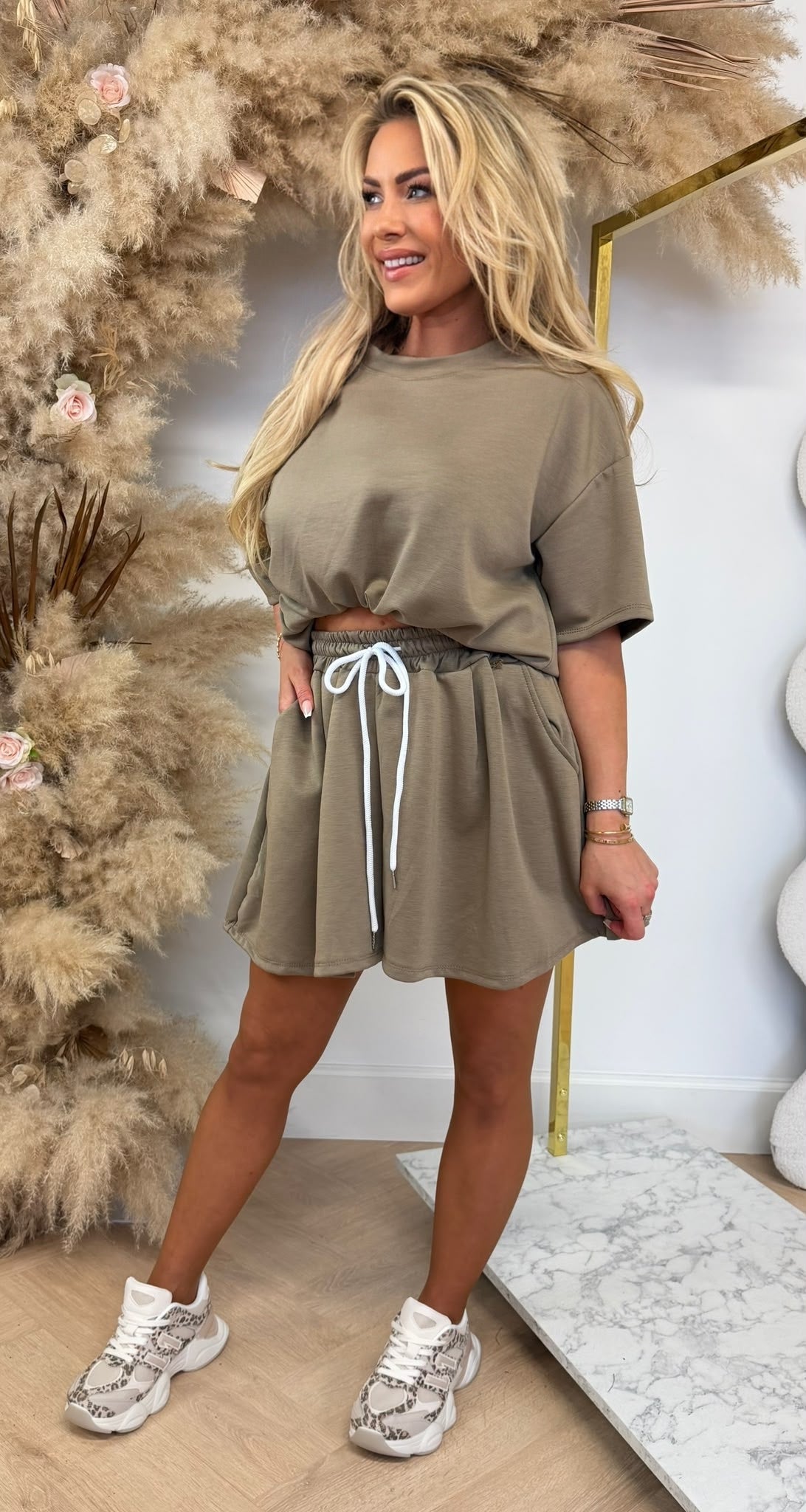 DIAN SETJE TAUPE