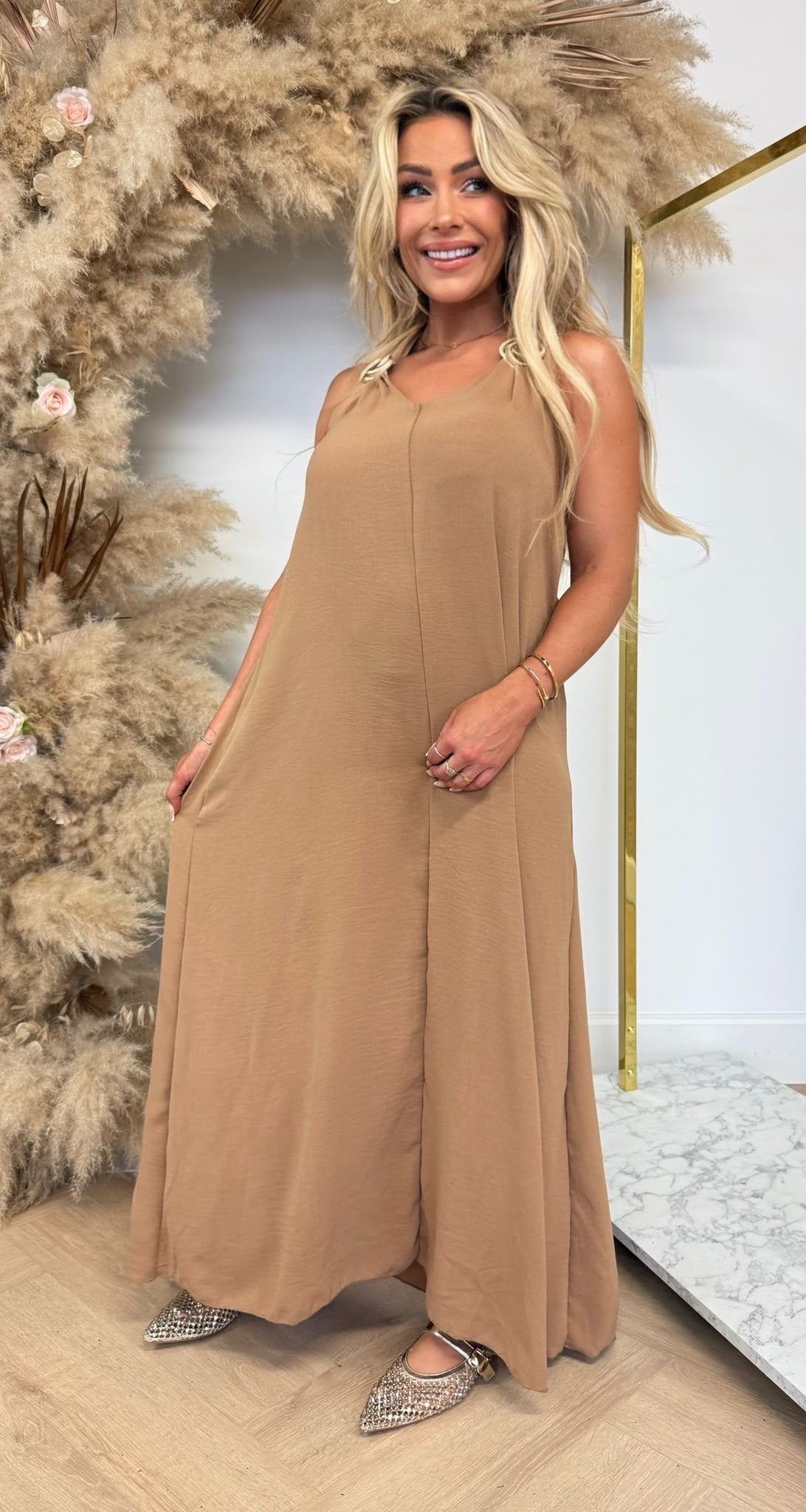 DESIREE CIRCLE GOLD DRESS CAMEL