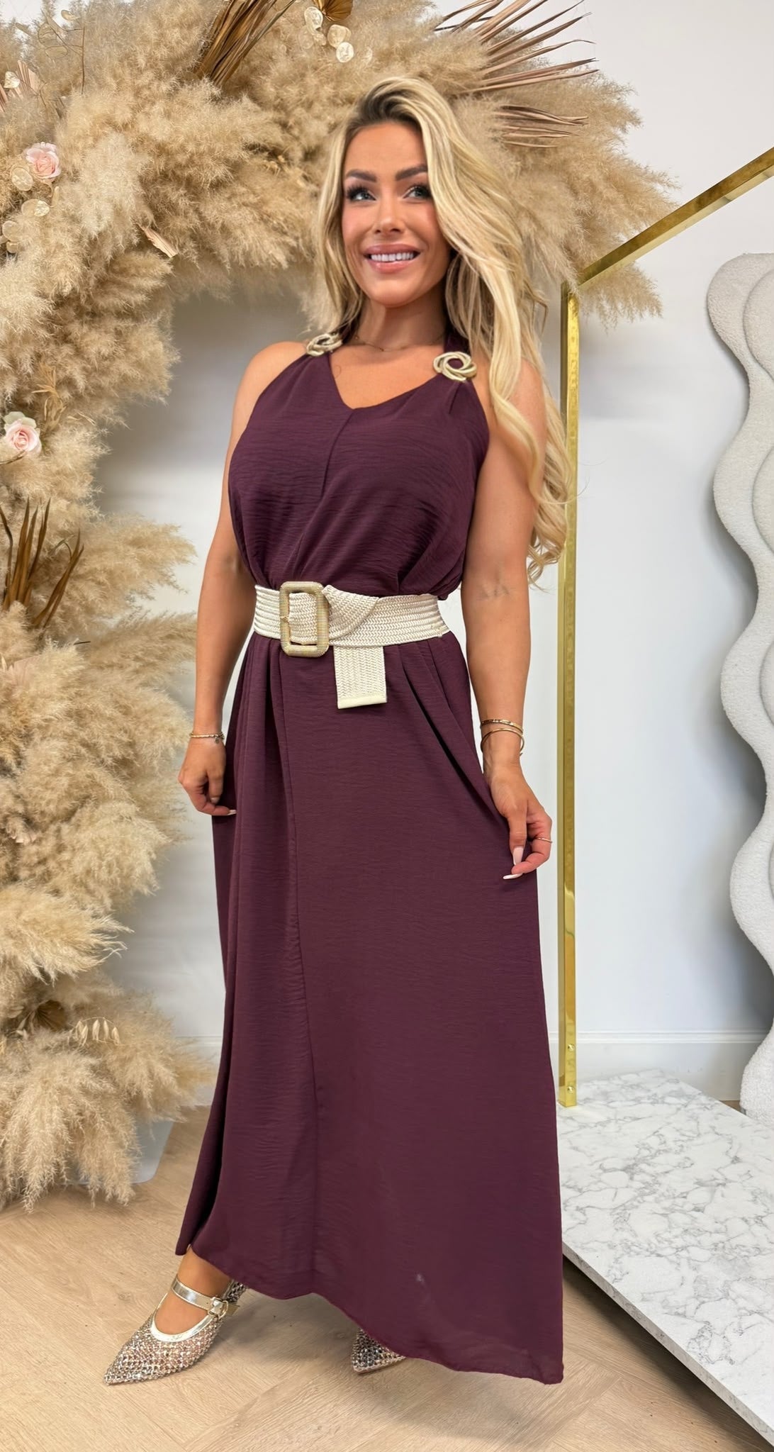 DESIREE CIRCLE GOLD DRESS WINE