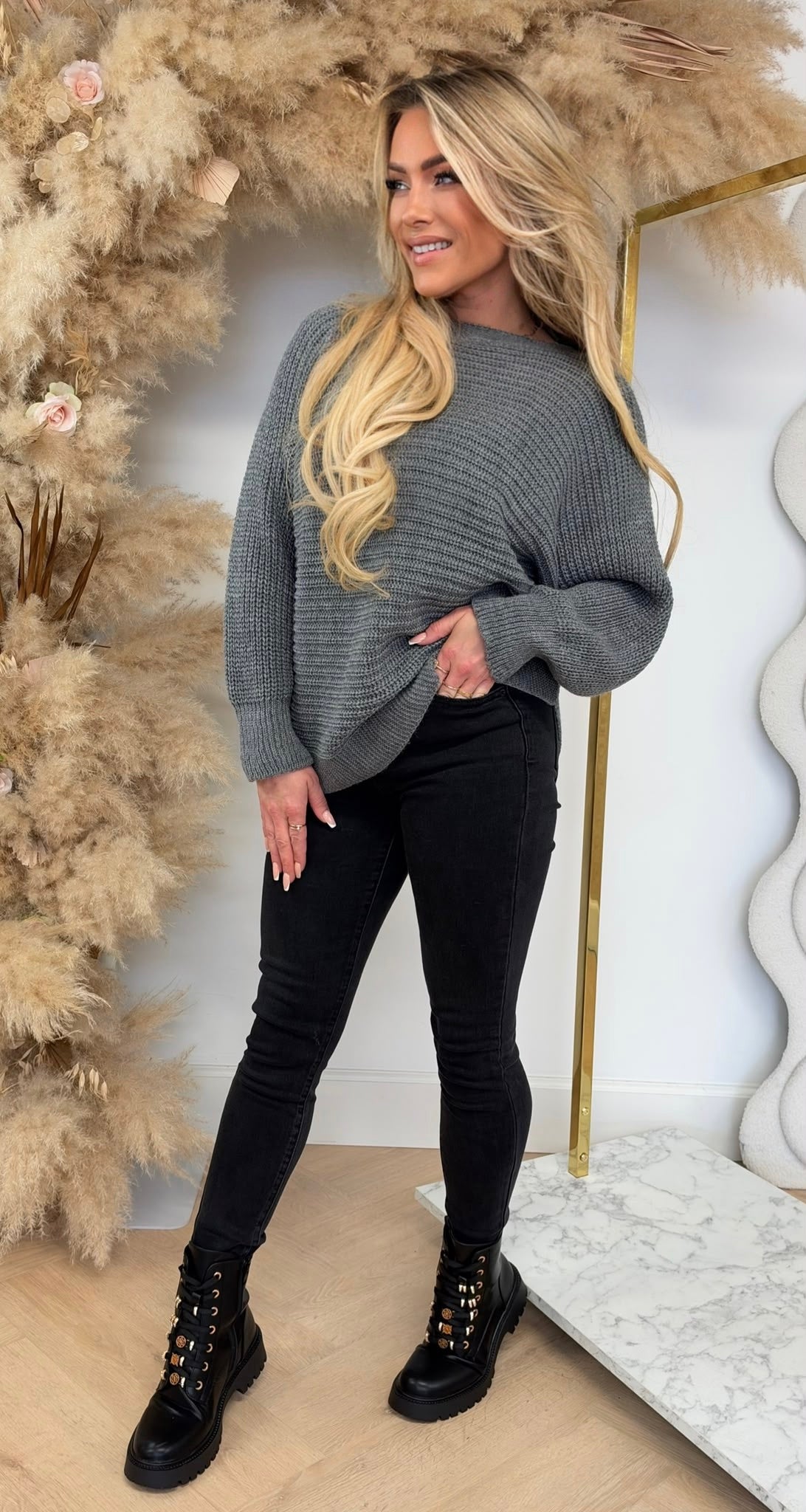 SELINA KNITTED TOP DARKGREY
