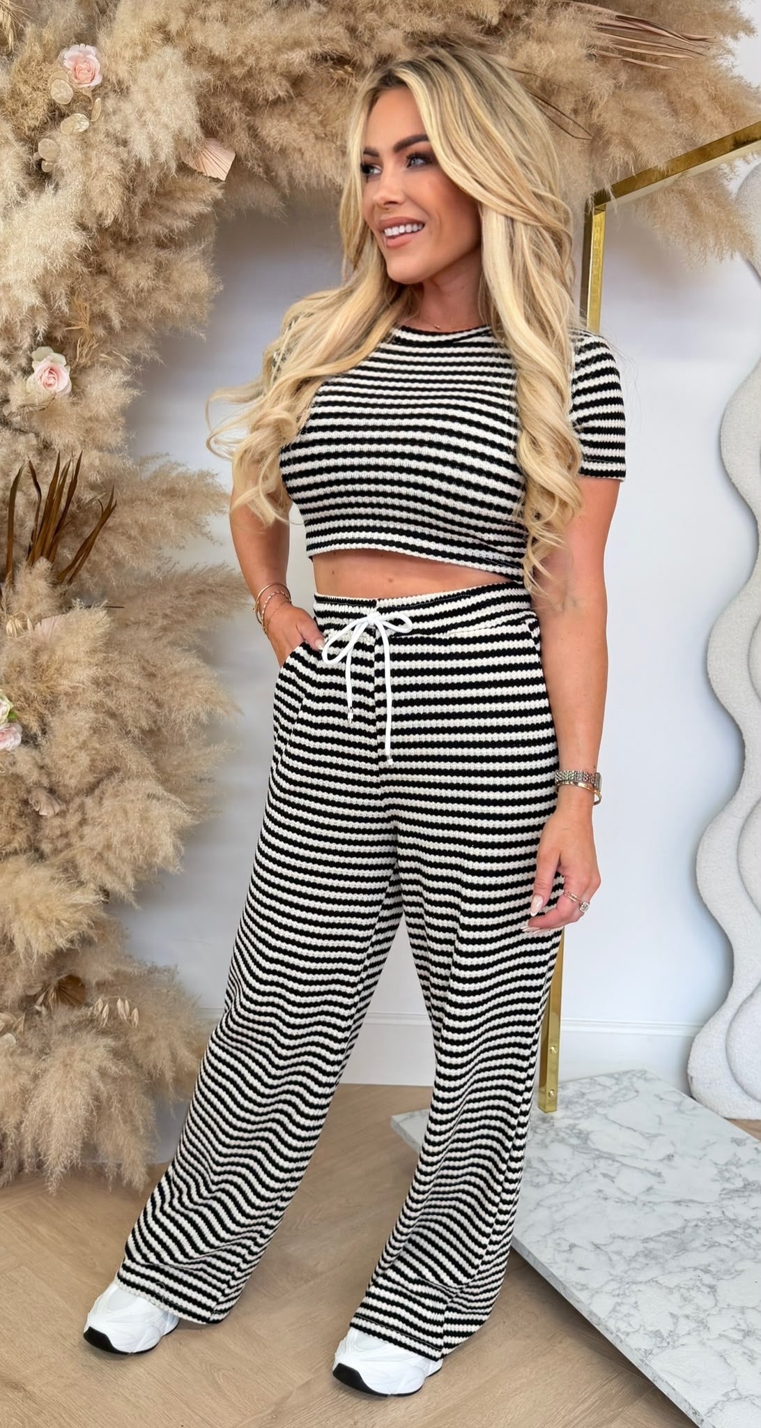 MERYL STRIPE CO-ORD BLACK