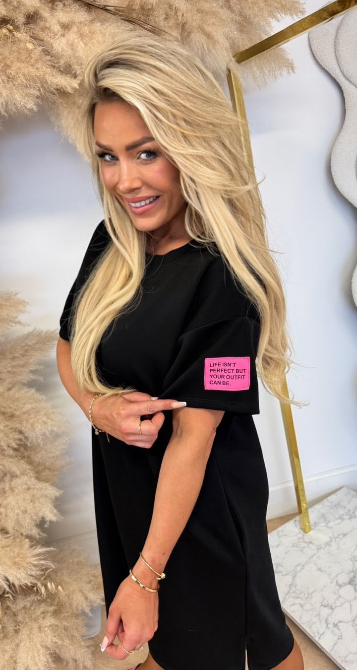 LONG PERFECT EMBLEEM DRESS BLACK