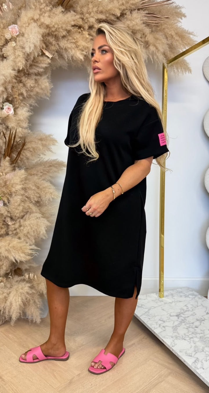 LONG PERFECT EMBLEEM DRESS BLACK