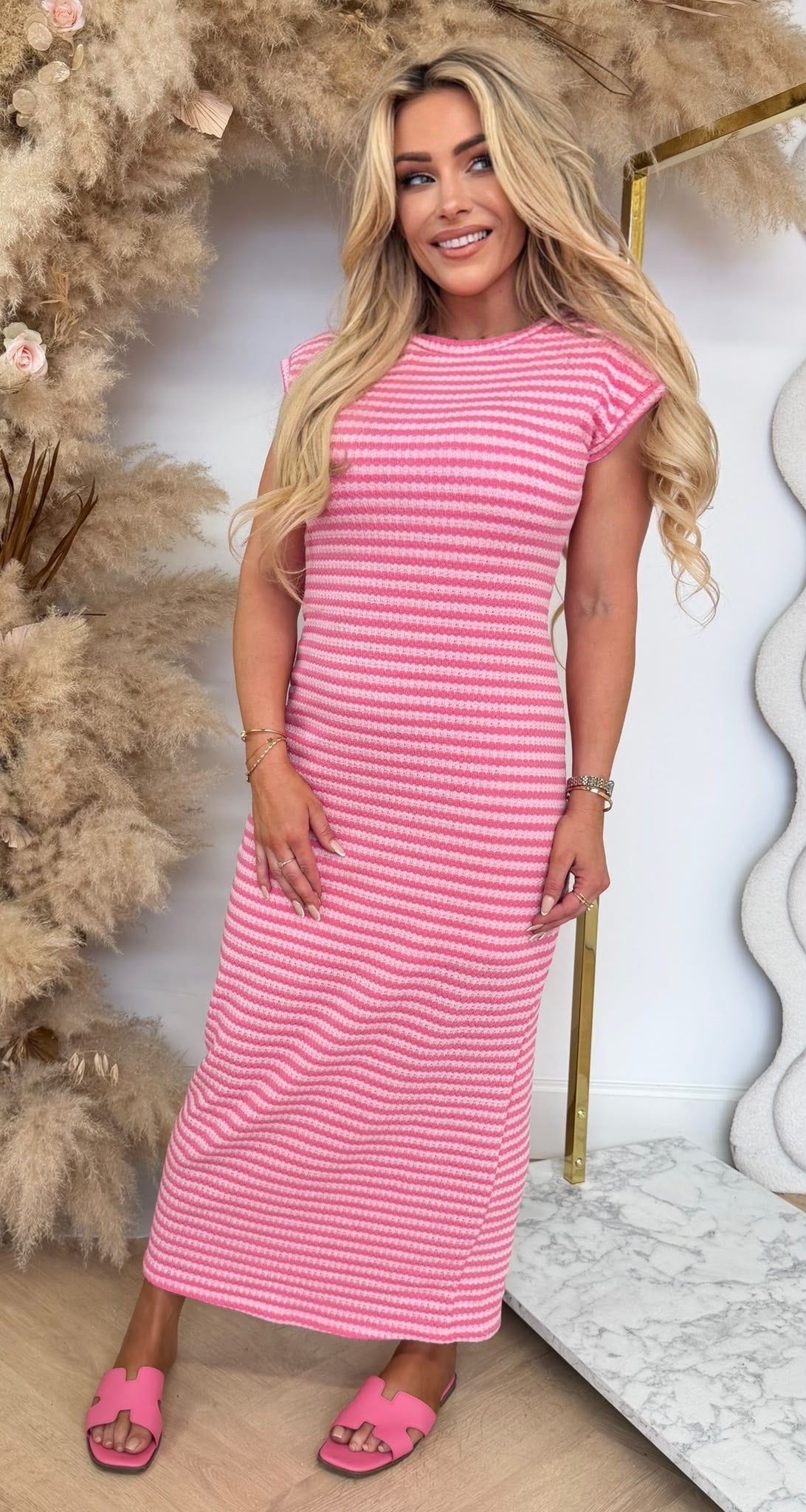 KNITTED STRIPE DRESS PINK