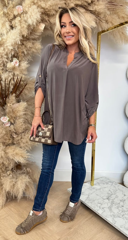 NILO V HALS FLOWY BASIC TOP TAUPE