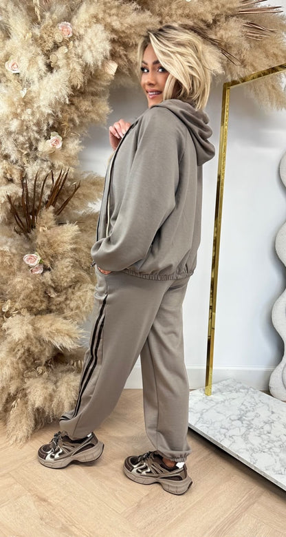 RIA TOUWTJE COMFY SET TAUPE
