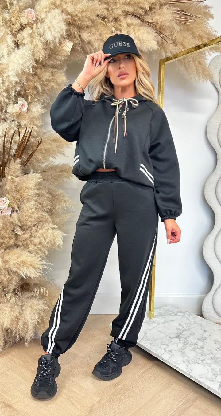 RIA TOUWTJE COMFY SET BLACK