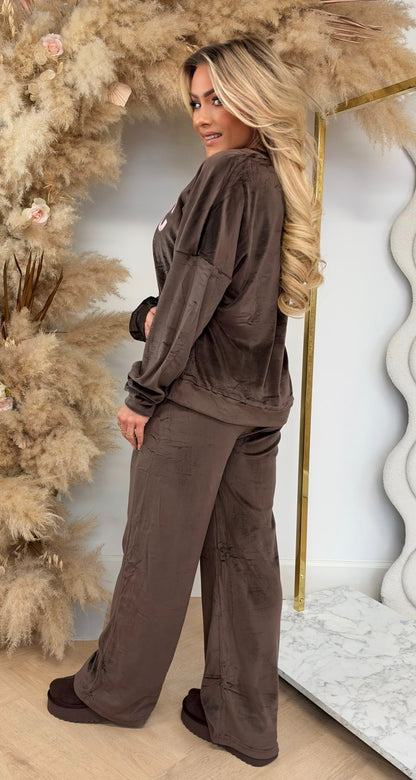 BEST ICONIC VELVET SET 1073 CHOCO