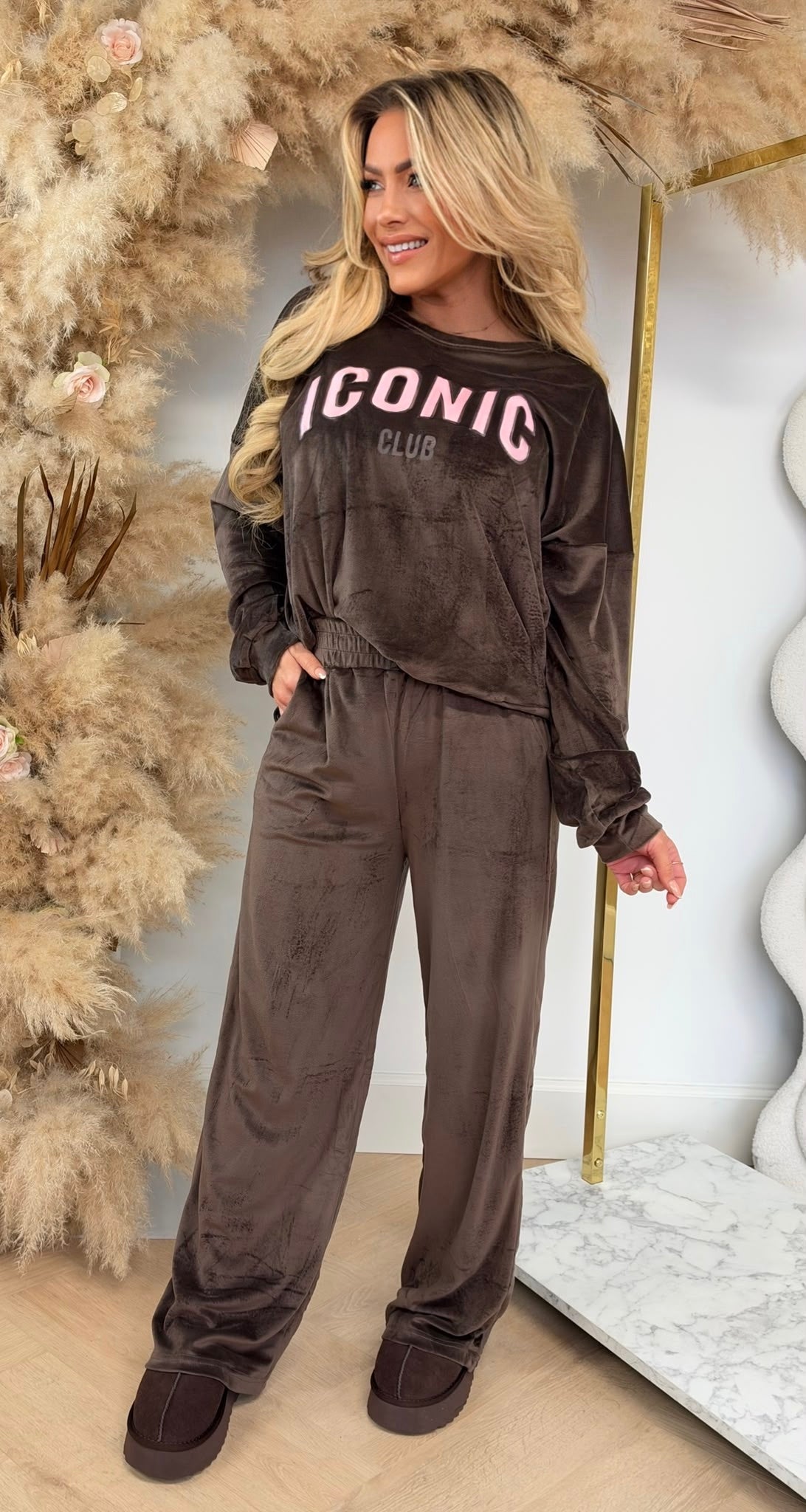 BEST ICONIC VELVET SET 1073 CHOCO