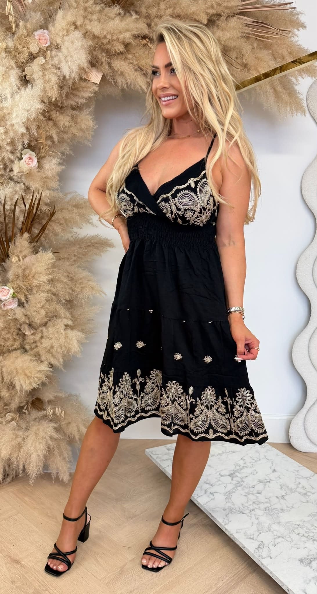 BRODERIE DRESS 9768 BLACK