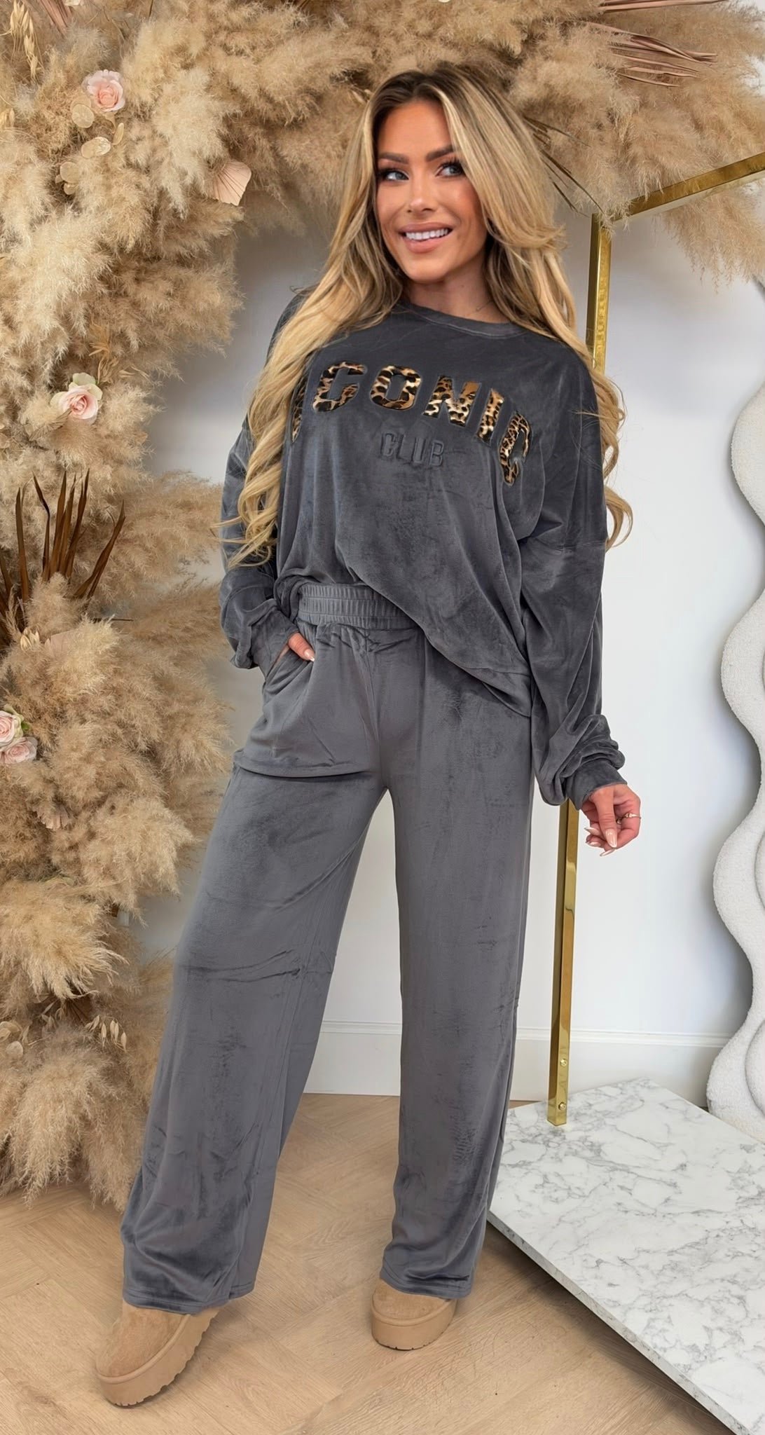 ICONIC LEO VELVET SET 1069 GREY