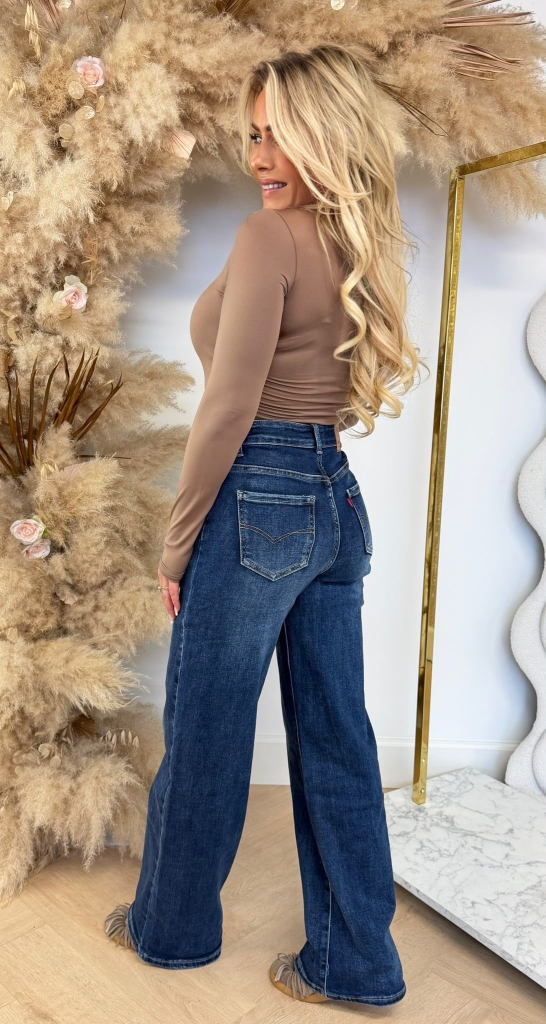 BY SWAN STRETCH BODY 7969 TAUPE