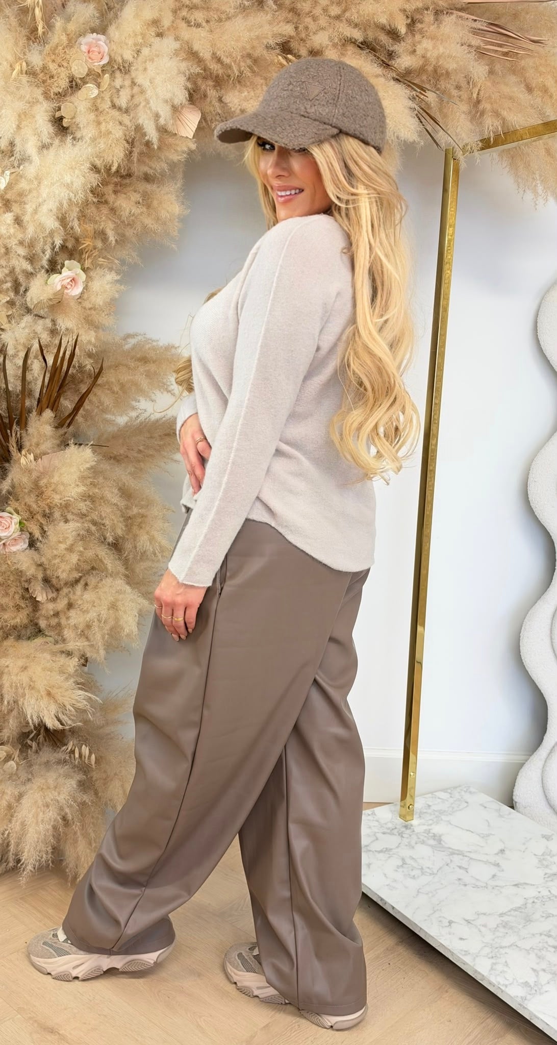 MANON STUDS SWEAT LIGHTBEIGE