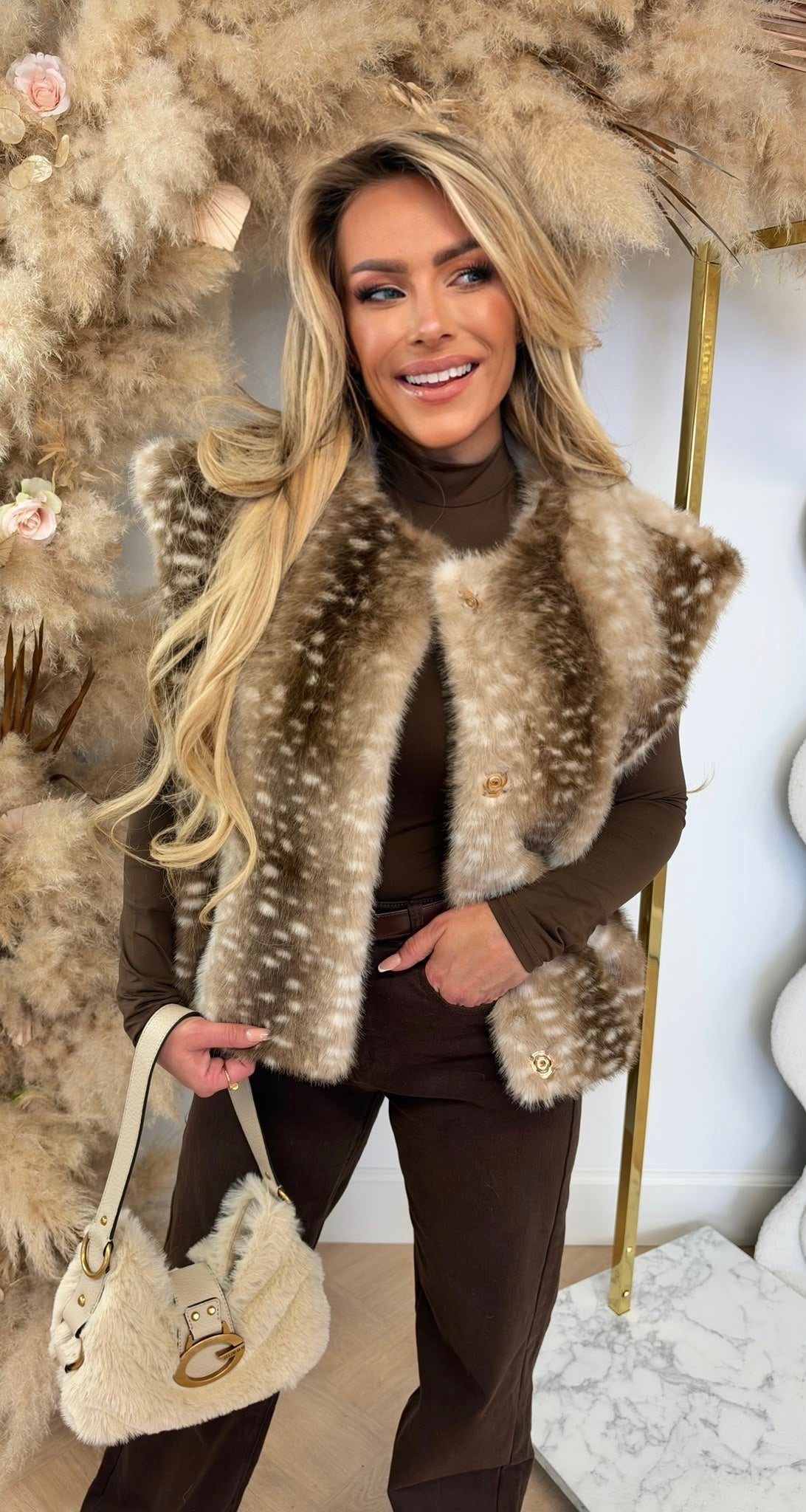 MEGA SOFT ANIMAL GILET 033 BEIGE