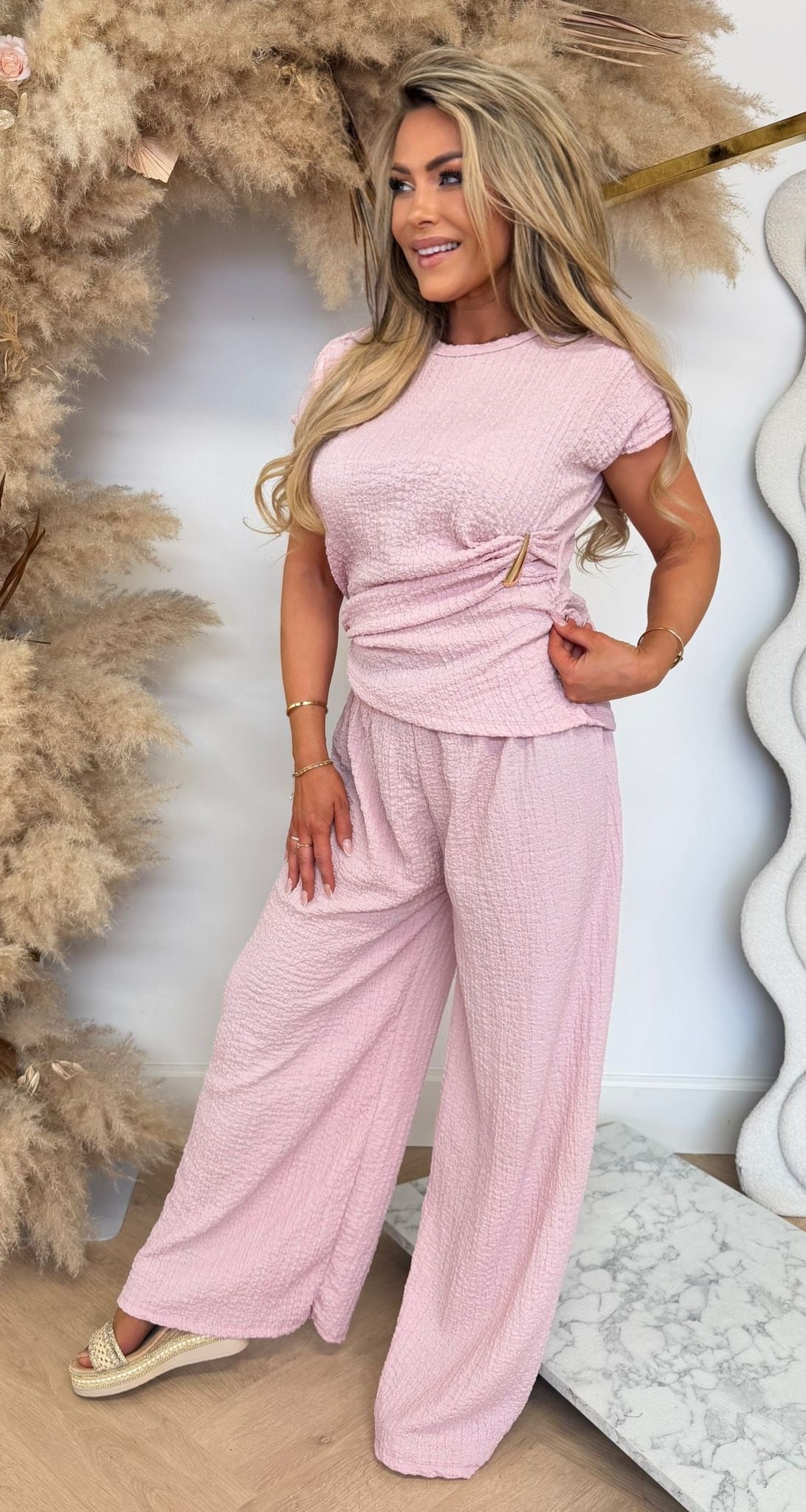 ILSE GOLD DETAIL SET PINK