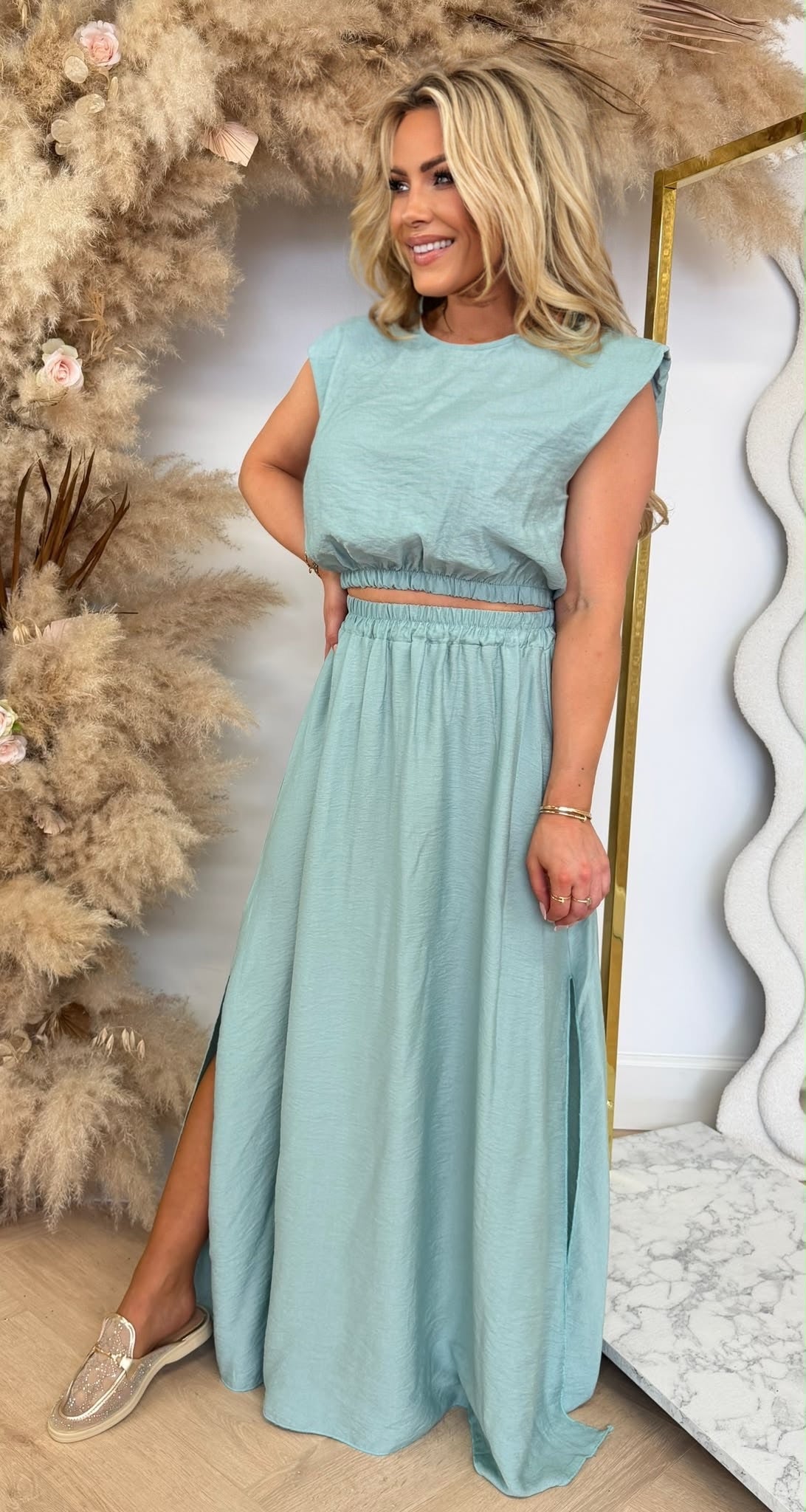 SUMMER VIBE SET TOP + SKIRT MINT