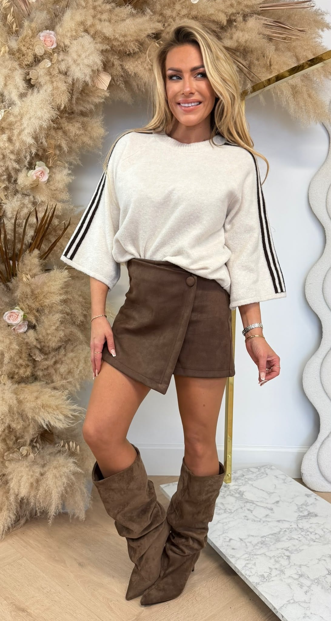 SIMPLE STRIPED TRUI BEIGE