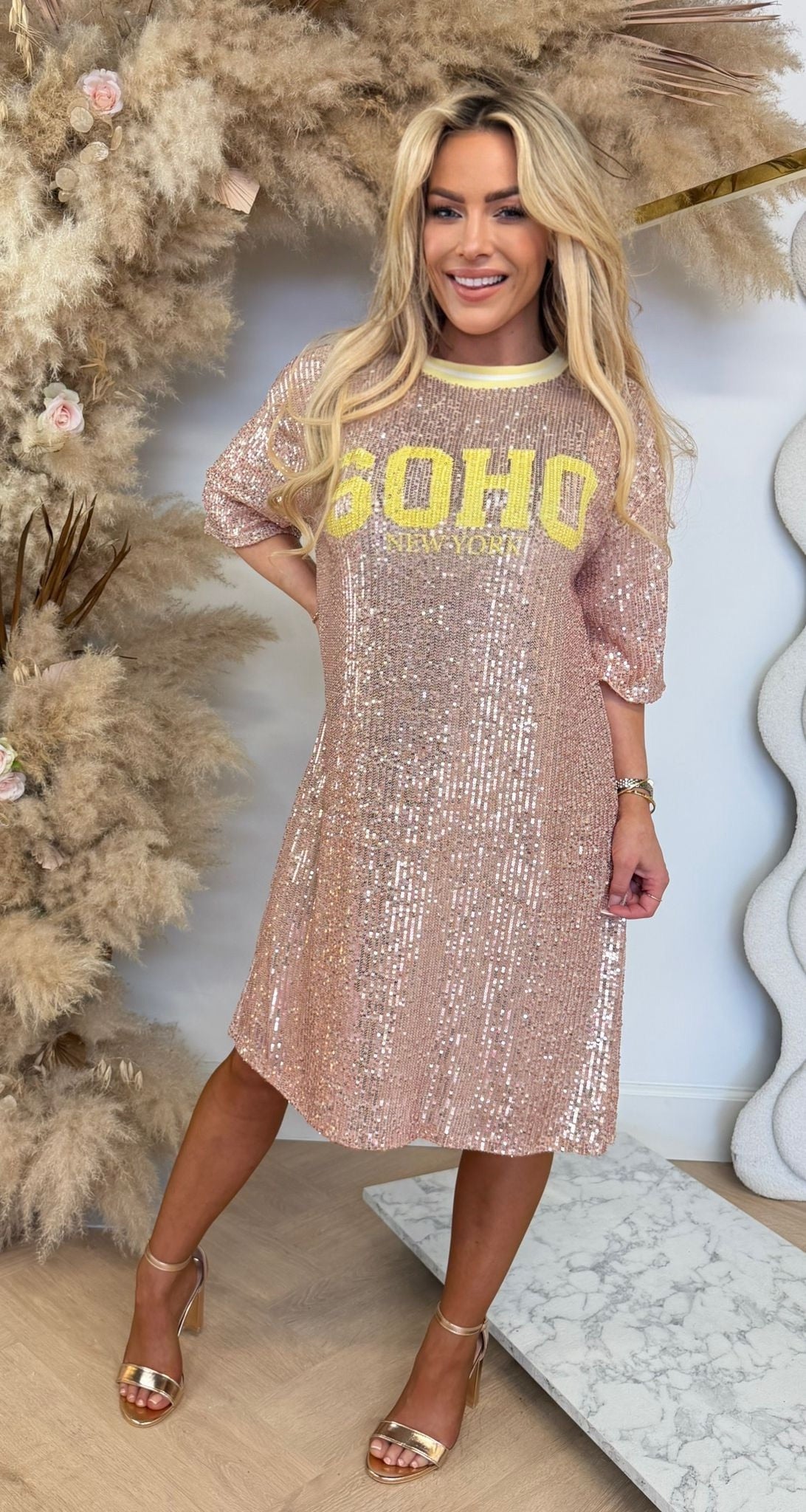 SOHO NY PAILLETTEN DRESS BUTTERYELLOW