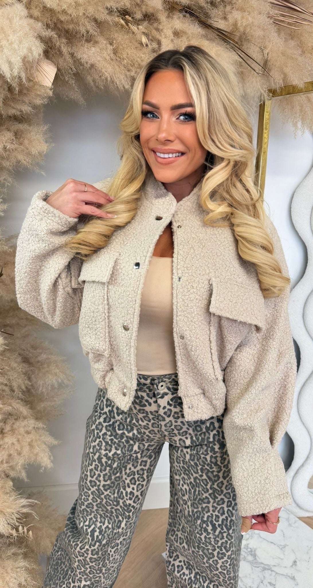 TEDDY BOMBER JACKET CREME