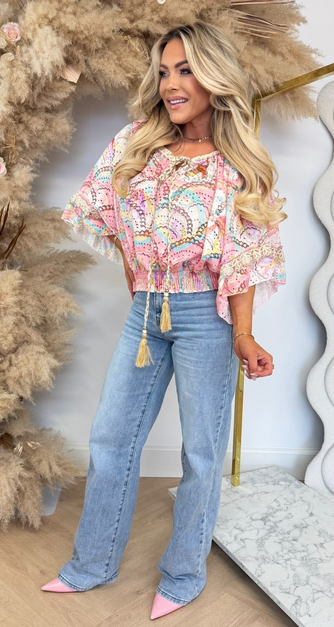 FLOWER LACE TOP PASTEL