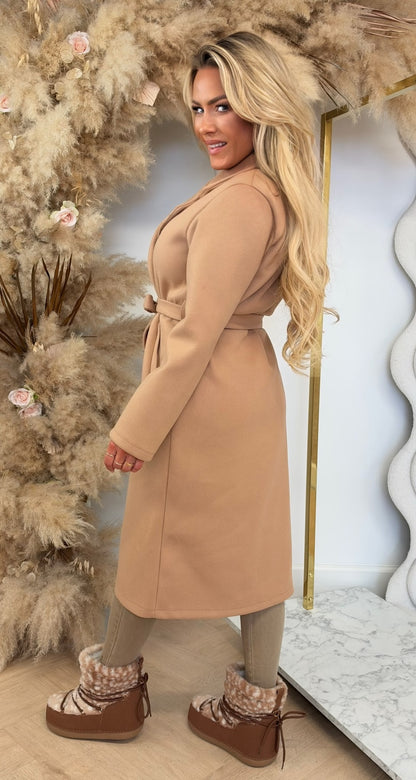 KARDASHIAN COAT CAMEL