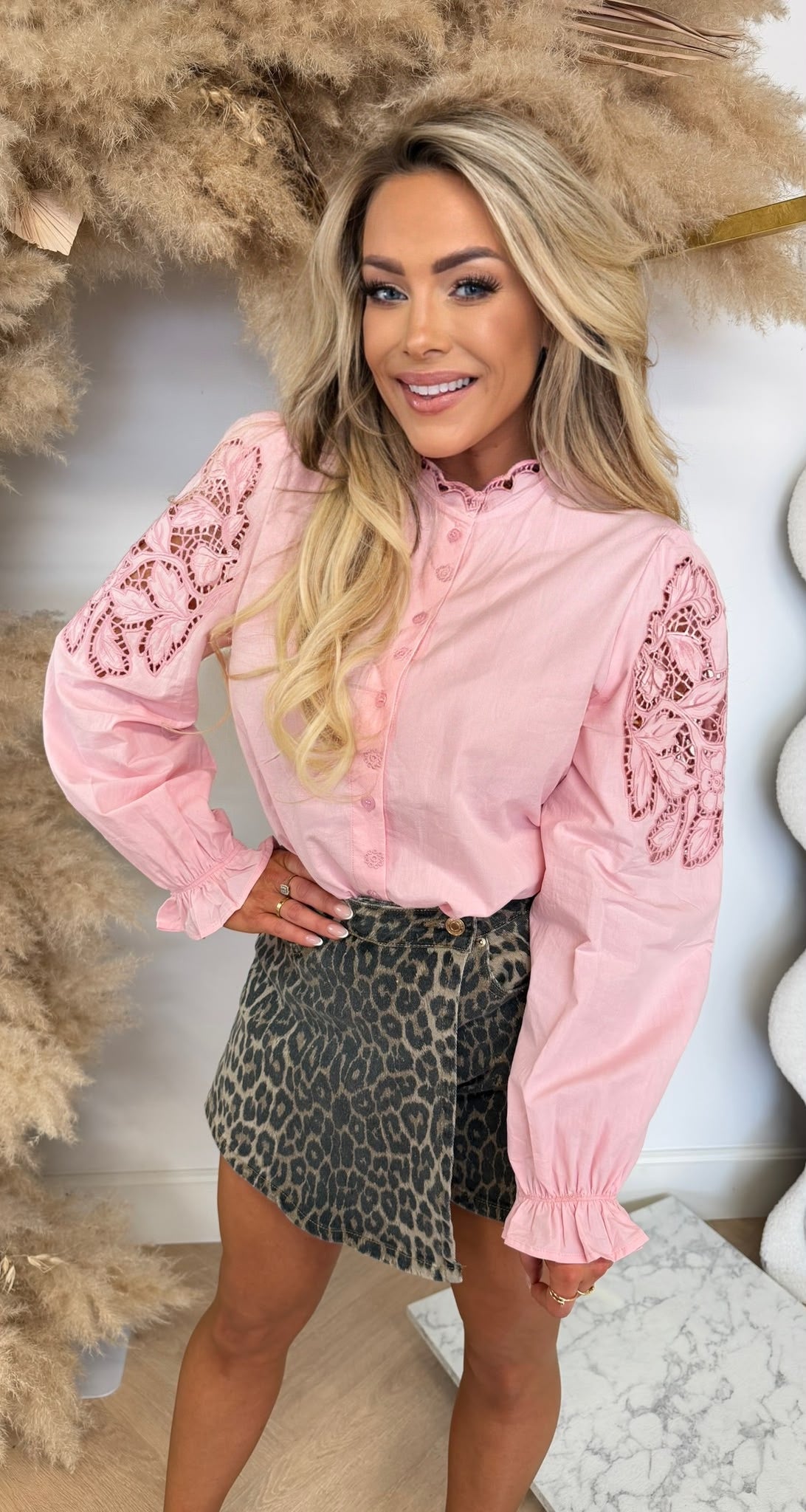 CUTE BRODERIE SLEEVE BLOUSE B001 PINK