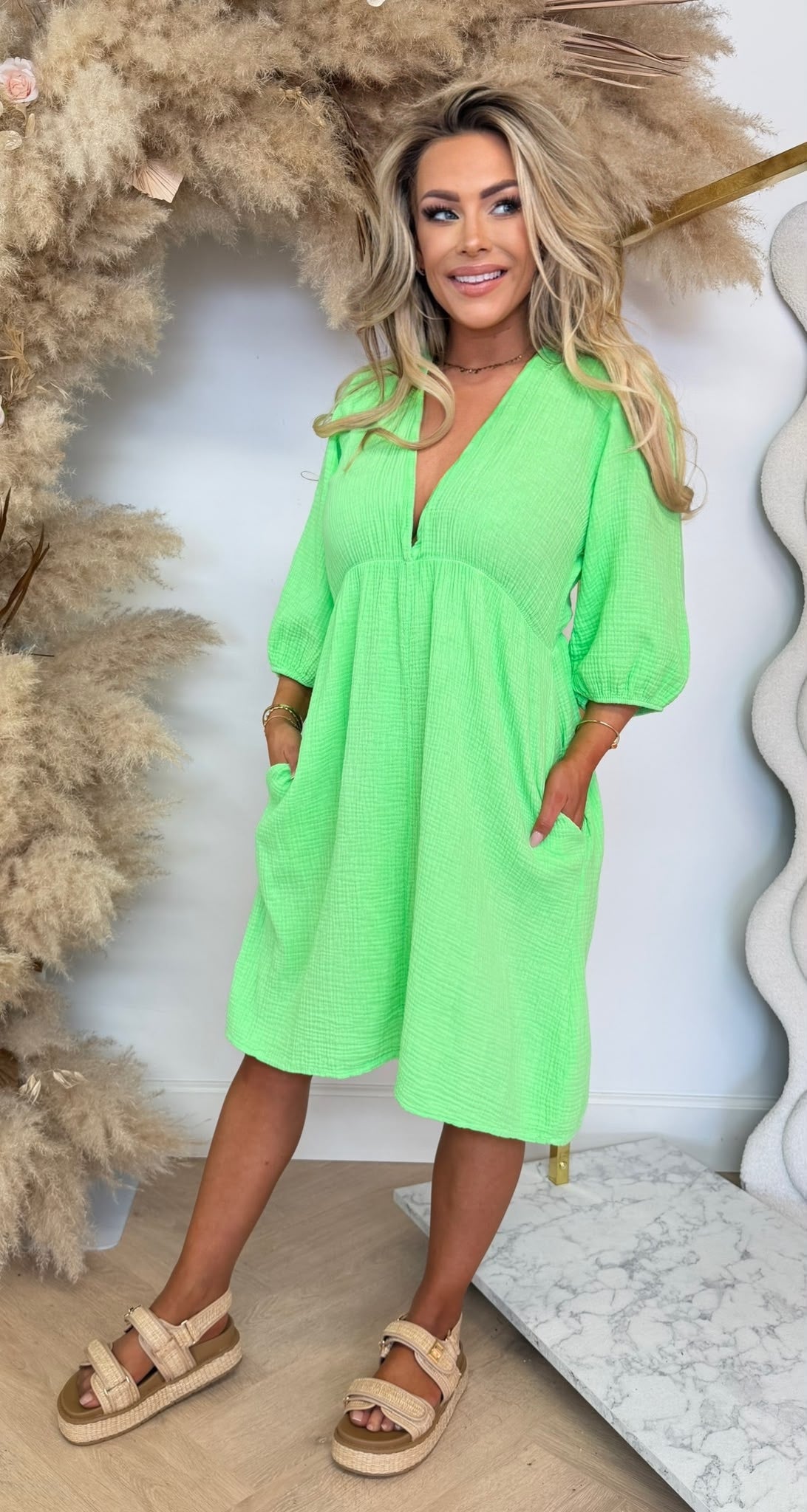 NOELLE COTTON V HALS DRESS GREEN