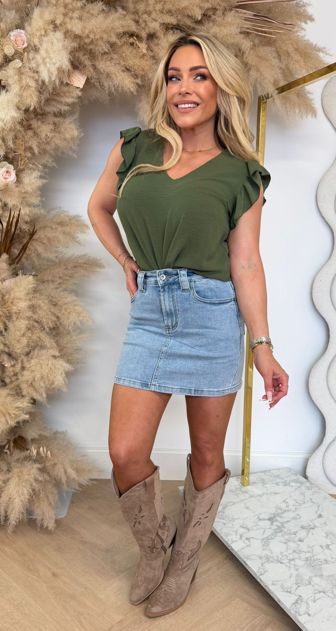 LILLY RUFFLY BASIC TOP OLIVE