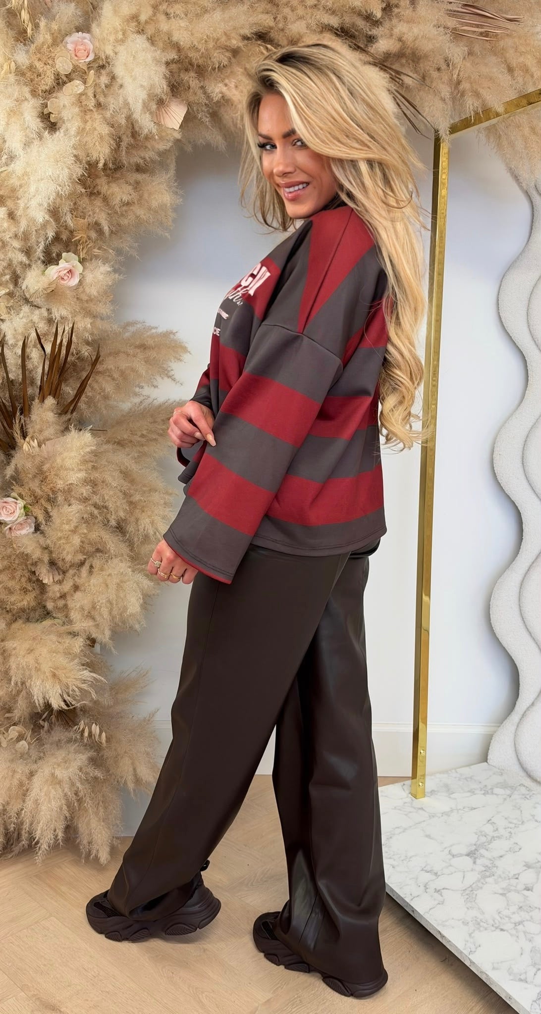 URBAN RHYTEMS WIDE SLEEVE TOP RED