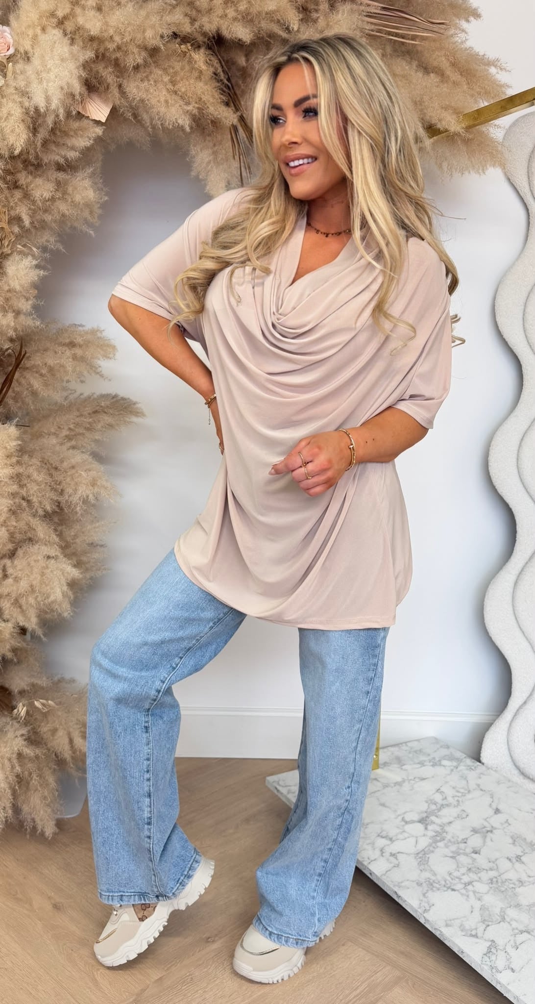 WATERFALL NECK SHIRT BEIGE