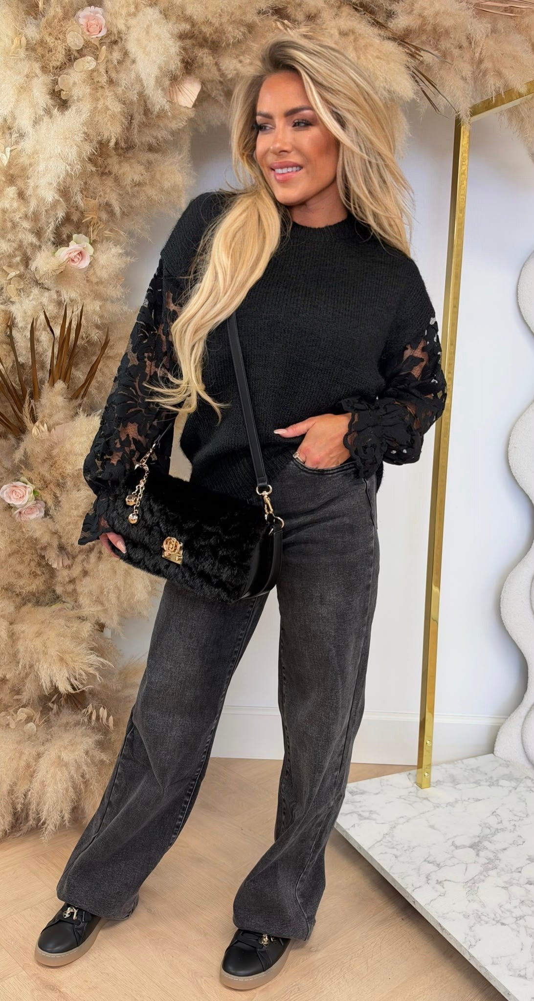 LIVIA LACE SLEEVE SWEAT 5863 BLACK