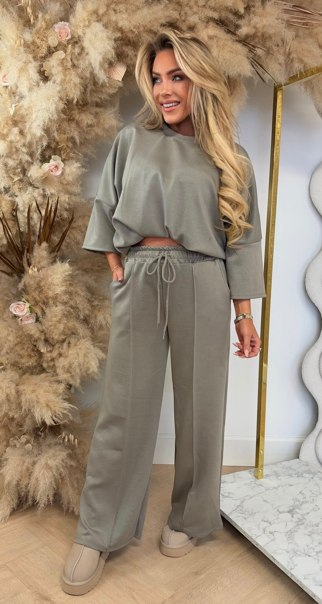 SARAH 2 PIECE SET TAUPE