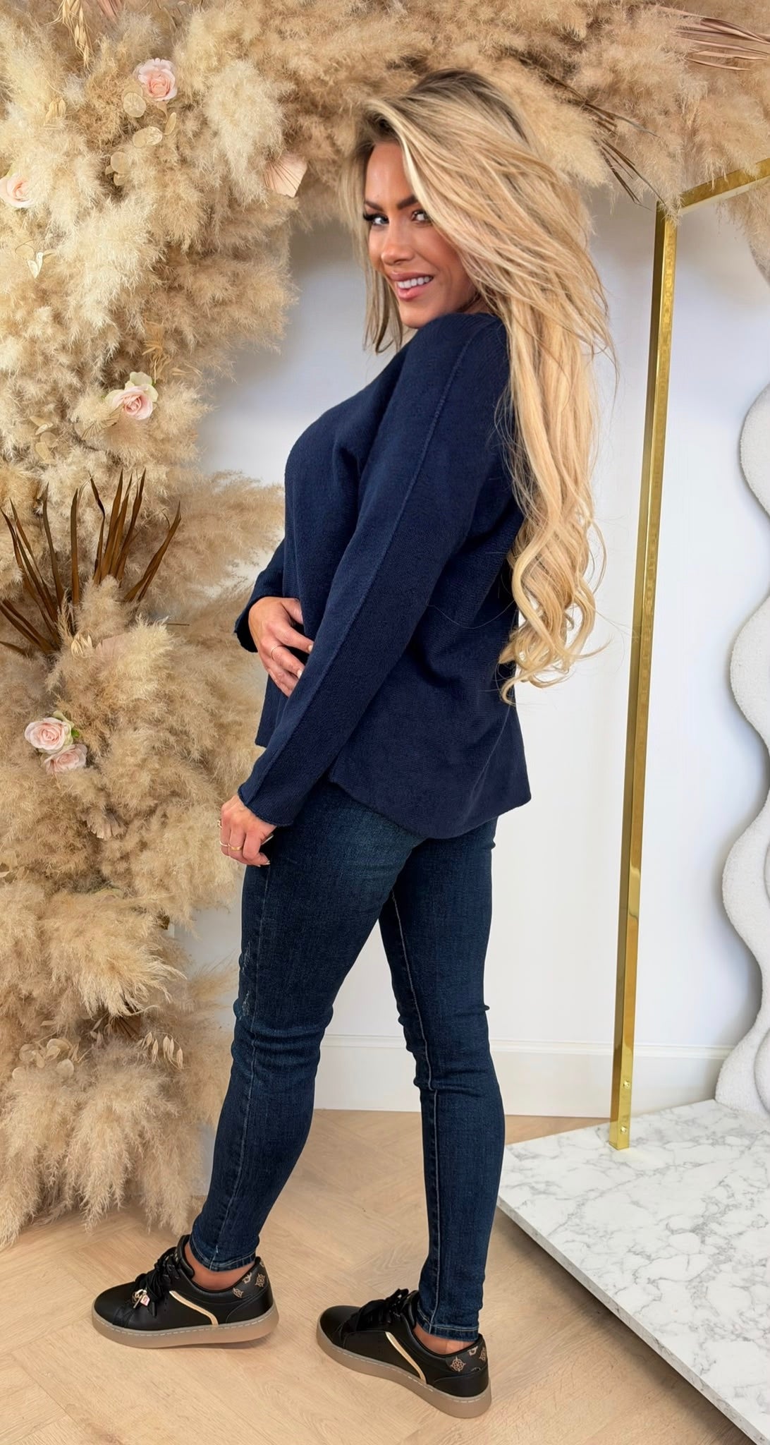 ROUND NECK SOFT TOP NAVY