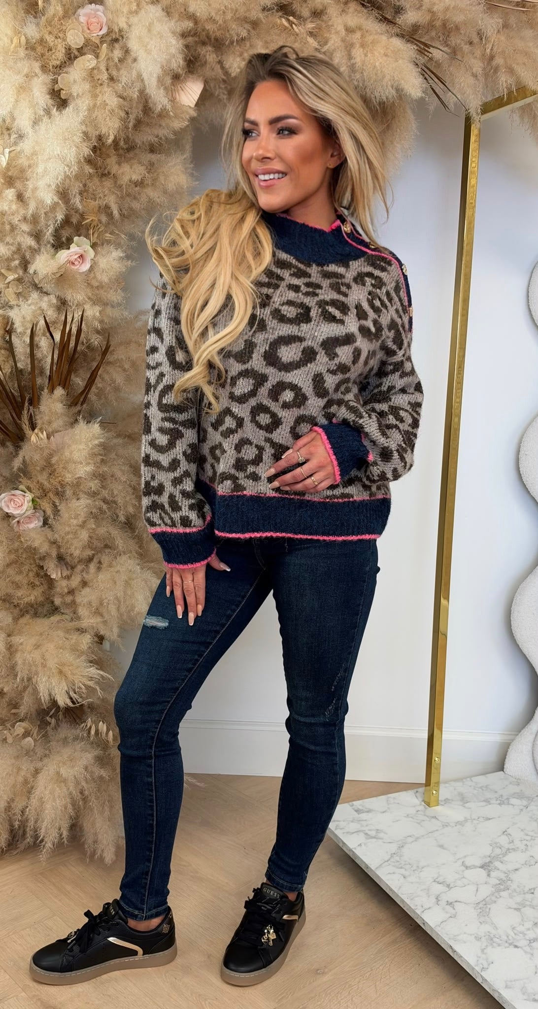 LEO LUXE BUTTON SWEAT 8599 TAUPE/NAVY