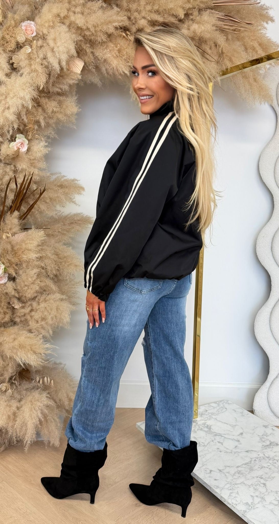 PUFFY OVERSIZED STRIPE BOMBER BLACK