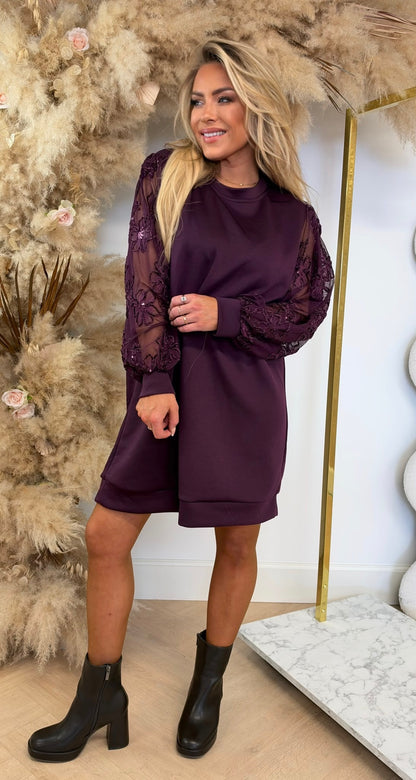 VELVET FLOWER SLEEVE SWEATDRESS PLUM
