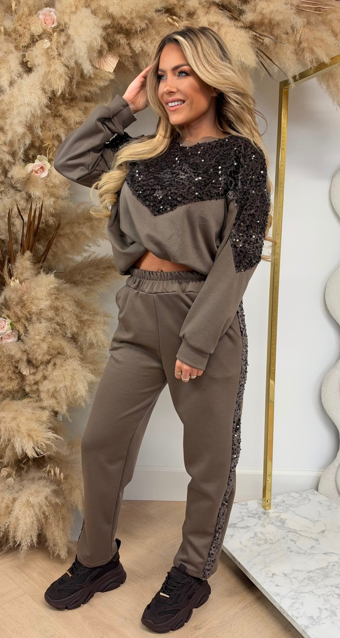 XELLY VELVET SEQUINS SET TAUPE